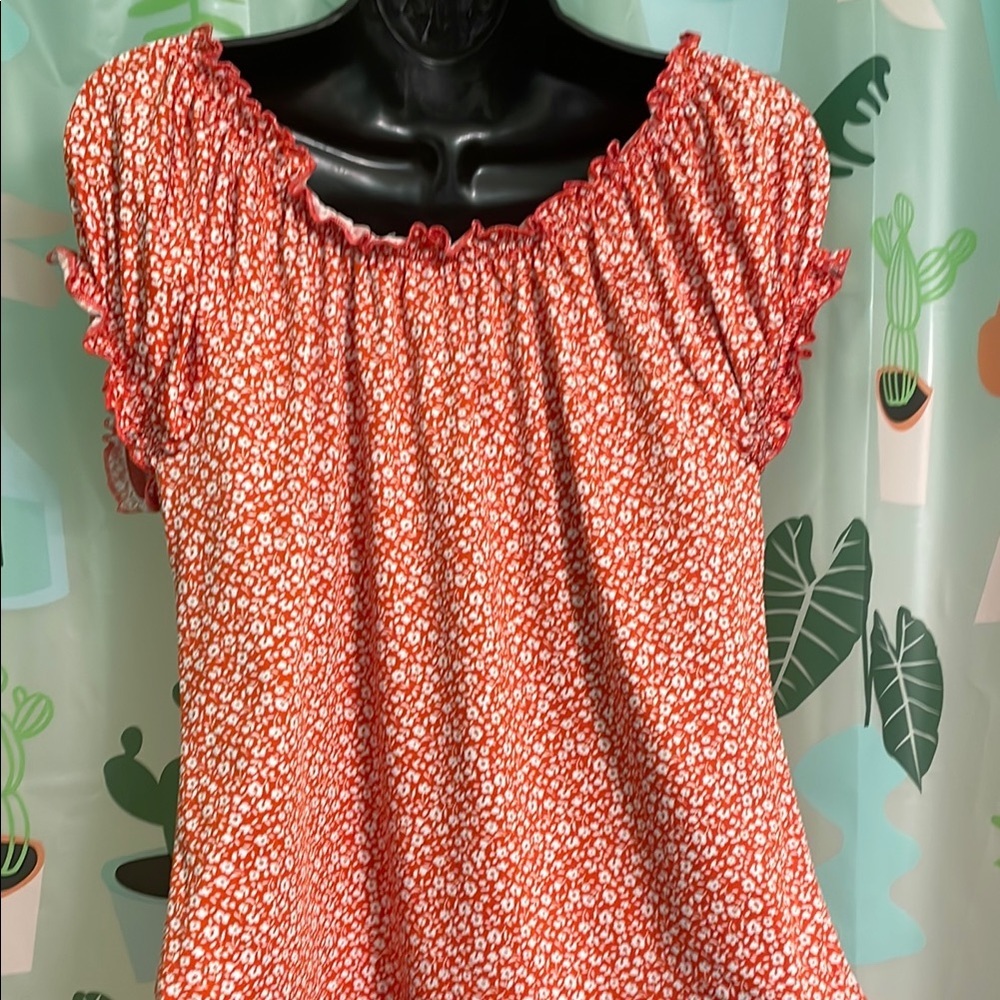 Floral Ruffle Top - Picture 3 of 5